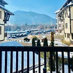 Апартамент With Pool, Near The Lift *