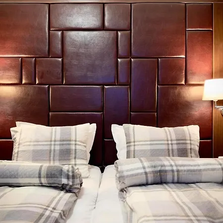 With Pool, Near The Lift *