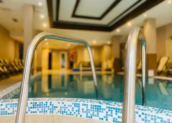 With Pool, Near The Lift * Μπάνσκο