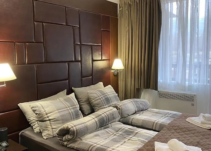 With Pool, Near The Lift Μπάνσκο